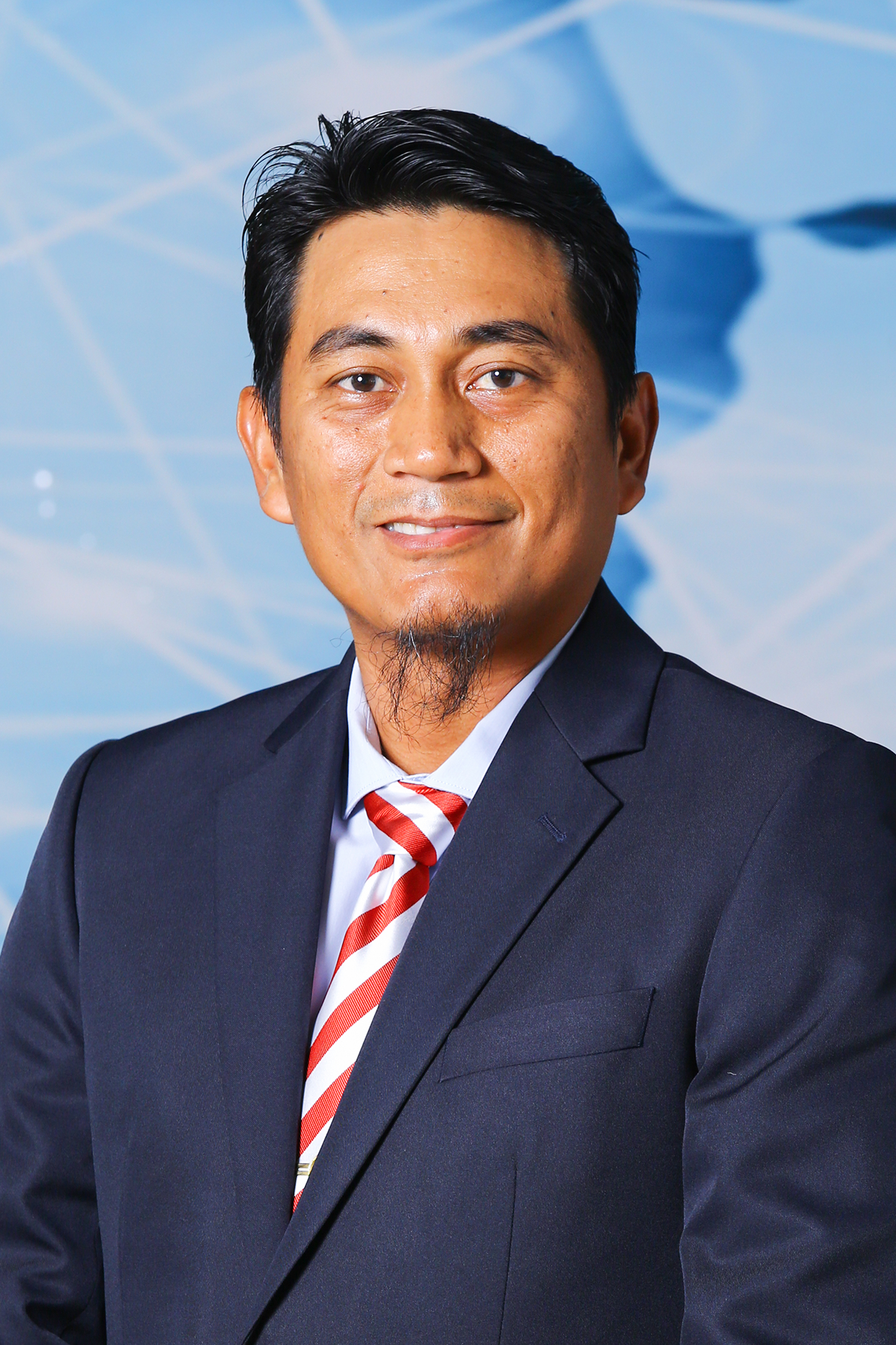 Assoc. Prof. Dr. Muslimin Wallang